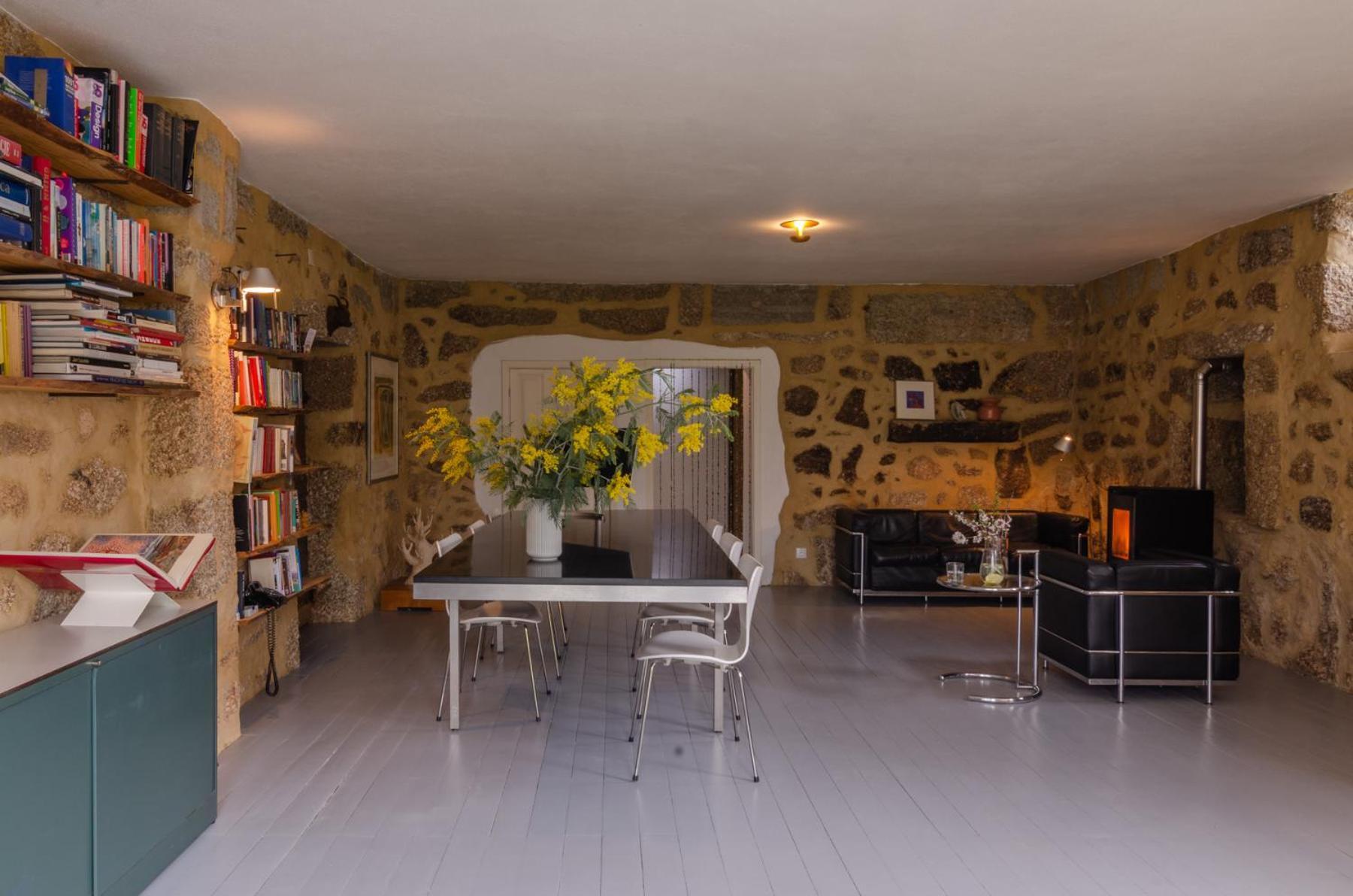Special Farmstay, Faia-guarda